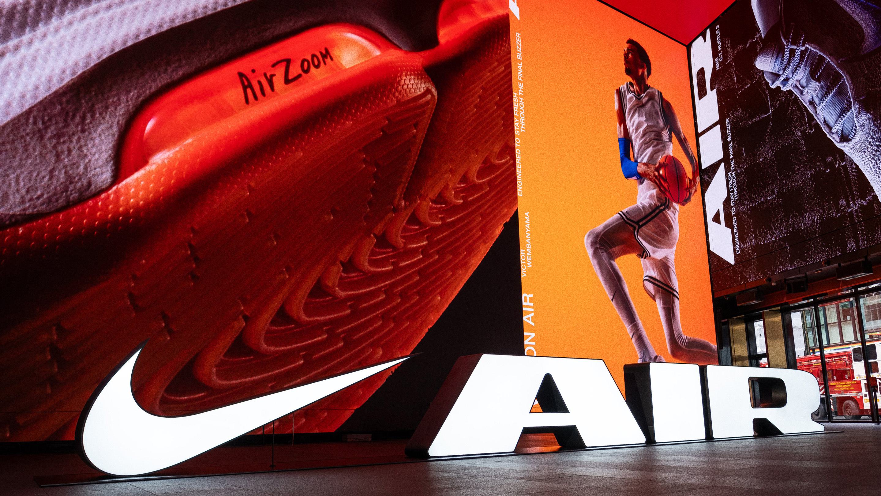 Otoh Nike Air Olympics Cover